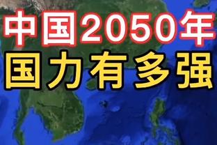 少走两步！詹姆斯下场休息一小会儿 坐在哈姆的帅位上